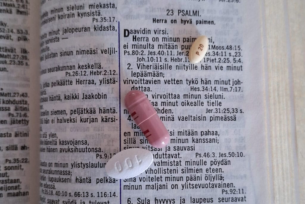 Myötätuntoinen läsnäolo rauhoittaa – sairaalapappi kohtaa sairastuneen ahdistuksen ja pelon keskellä